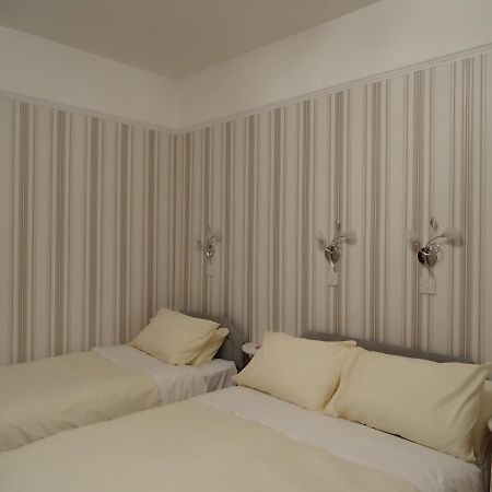 פרת' Adam Guest House מראה חיצוני תמונה
